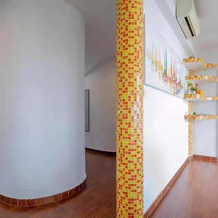In Mit Grossem Balkon Apartman *